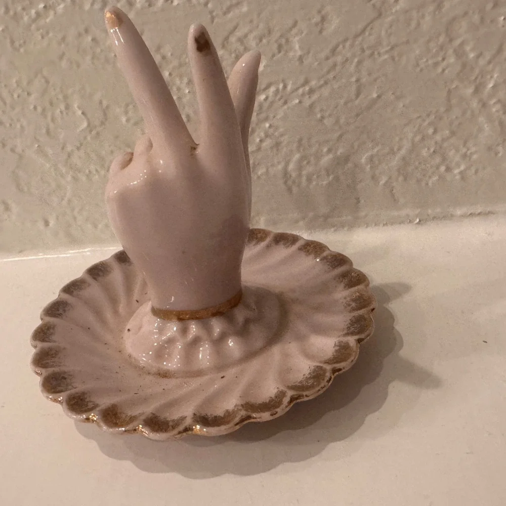 Vintage Pink Ceramic Hand Ring Holder Gold Gilt Scalloped Jewelry Dish Japan